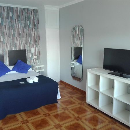 Aparthotel Corcubion Playa De Quenxe Eksteriør bilde