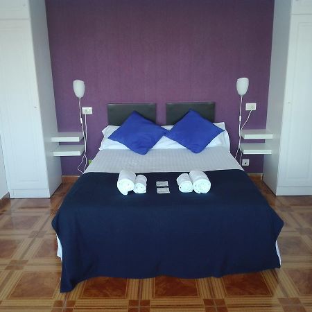 Aparthotel Corcubion Playa De Quenxe Eksteriør bilde