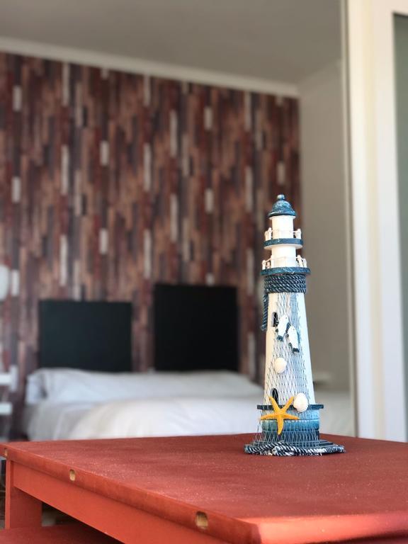 Aparthotel Corcubion Playa De Quenxe Eksteriør bilde