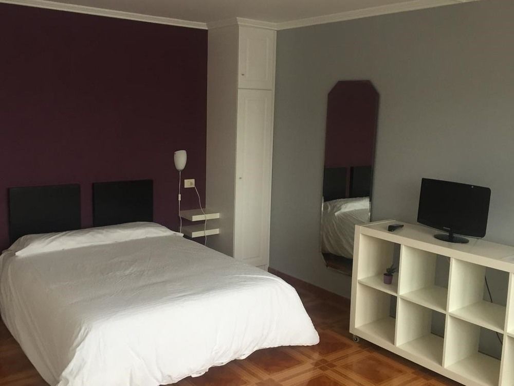 Aparthotel Corcubion Playa De Quenxe Eksteriør bilde